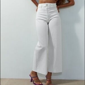 Zara White Straight Leg Jeans for Women